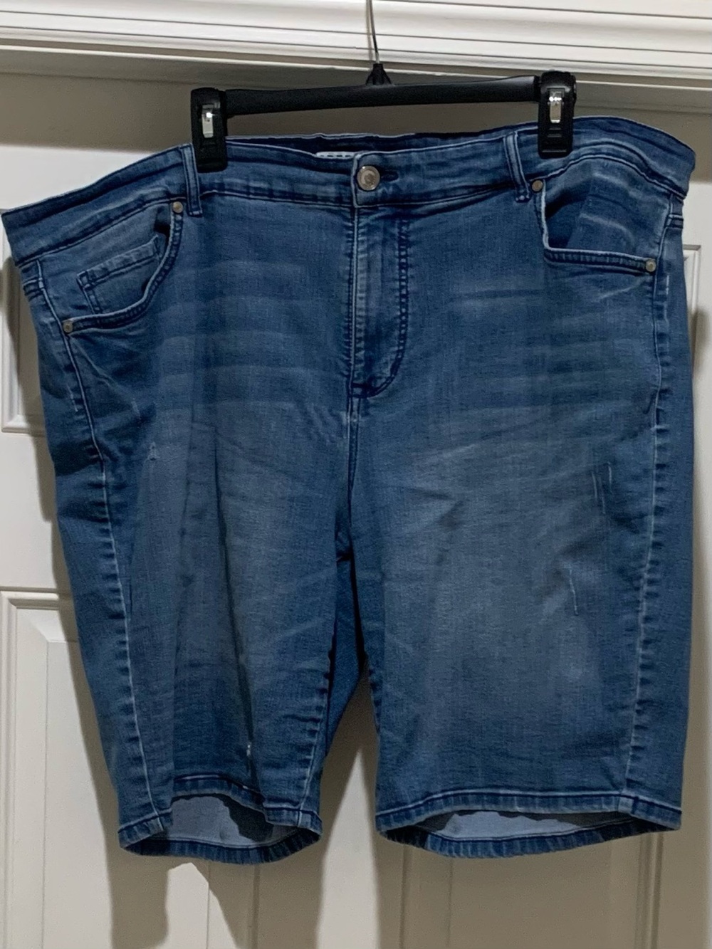 Code Bleu Blue Denim Classic Bermuda Jean Shorts Size 22W - Picture 2 of 9